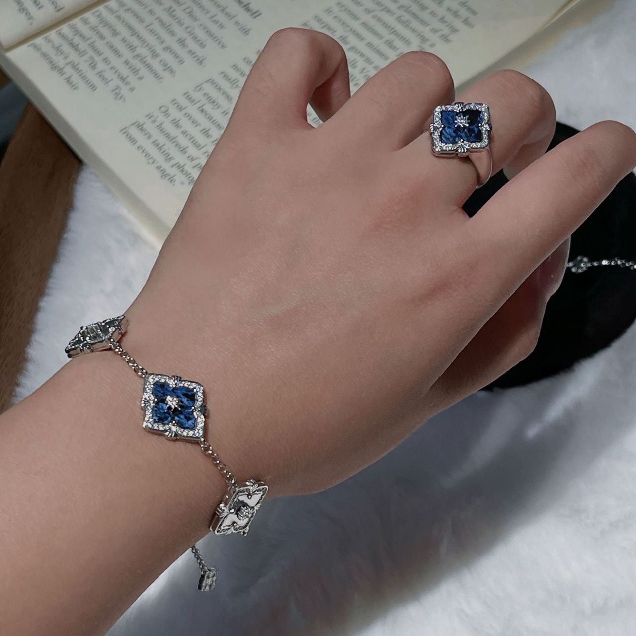 Set -  Bleu Héritage